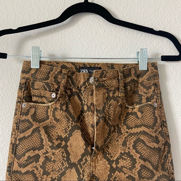 Snakeskin skinny jeans Zara Size 2 but fits like 00 0 xxs python animal pant - Picture 5 of 6